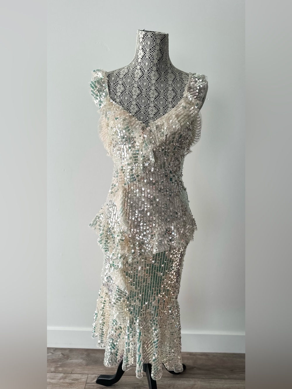 Needle & Thread Iridescent Sequin Ruffle Midi Dress Ivory UK 6 US 2